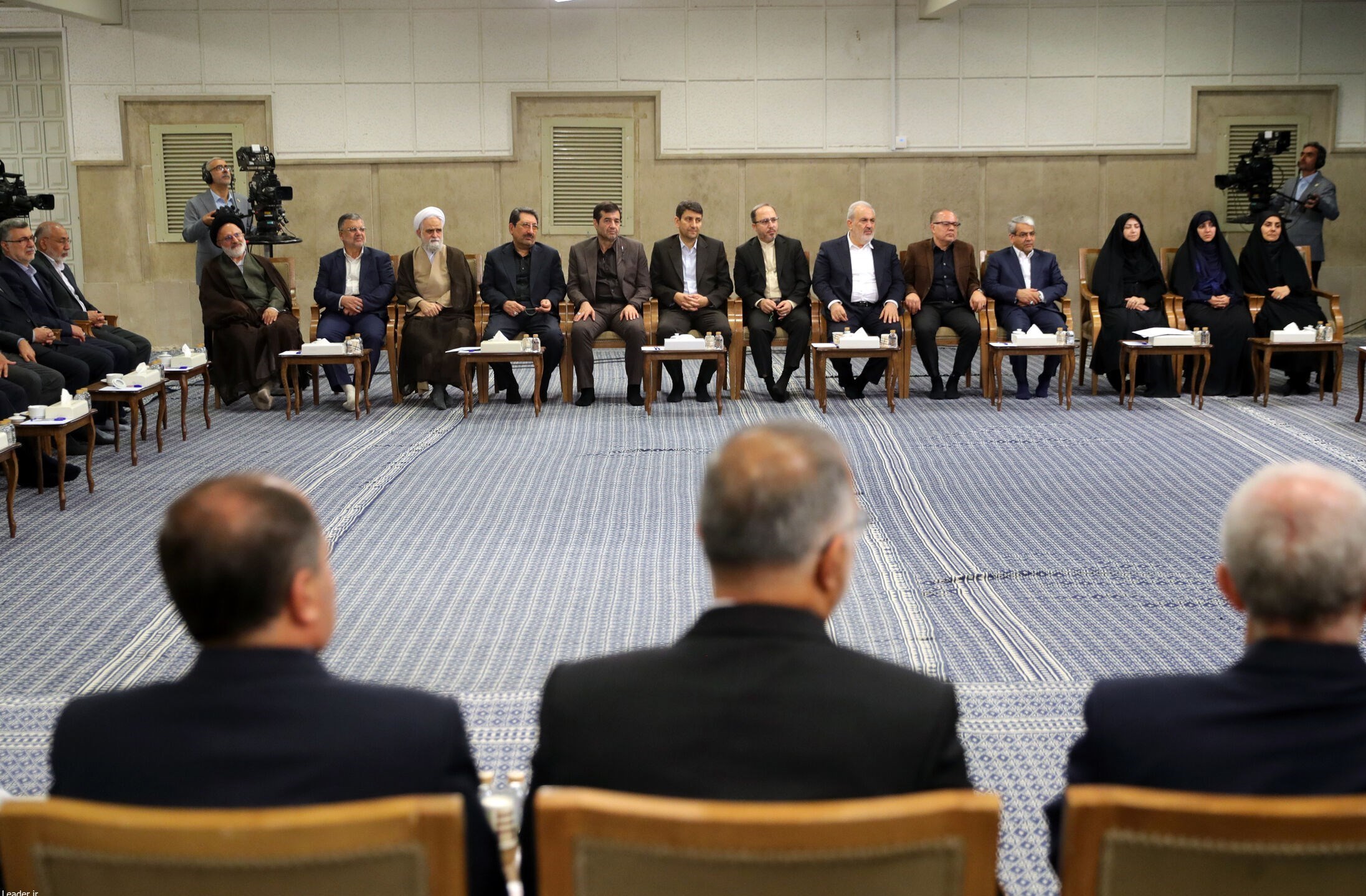 دیدار رئیس جمهور و هیئت دولت چهاردهم با امام خامنهای 2 14030606111318360308619410